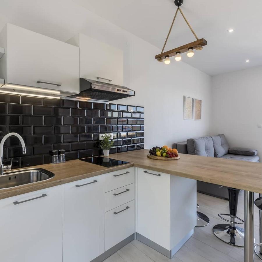 Luxury Apartments Skalinada Near Beaches, Tisno - Dalmatia Zewnętrze zdjęcie