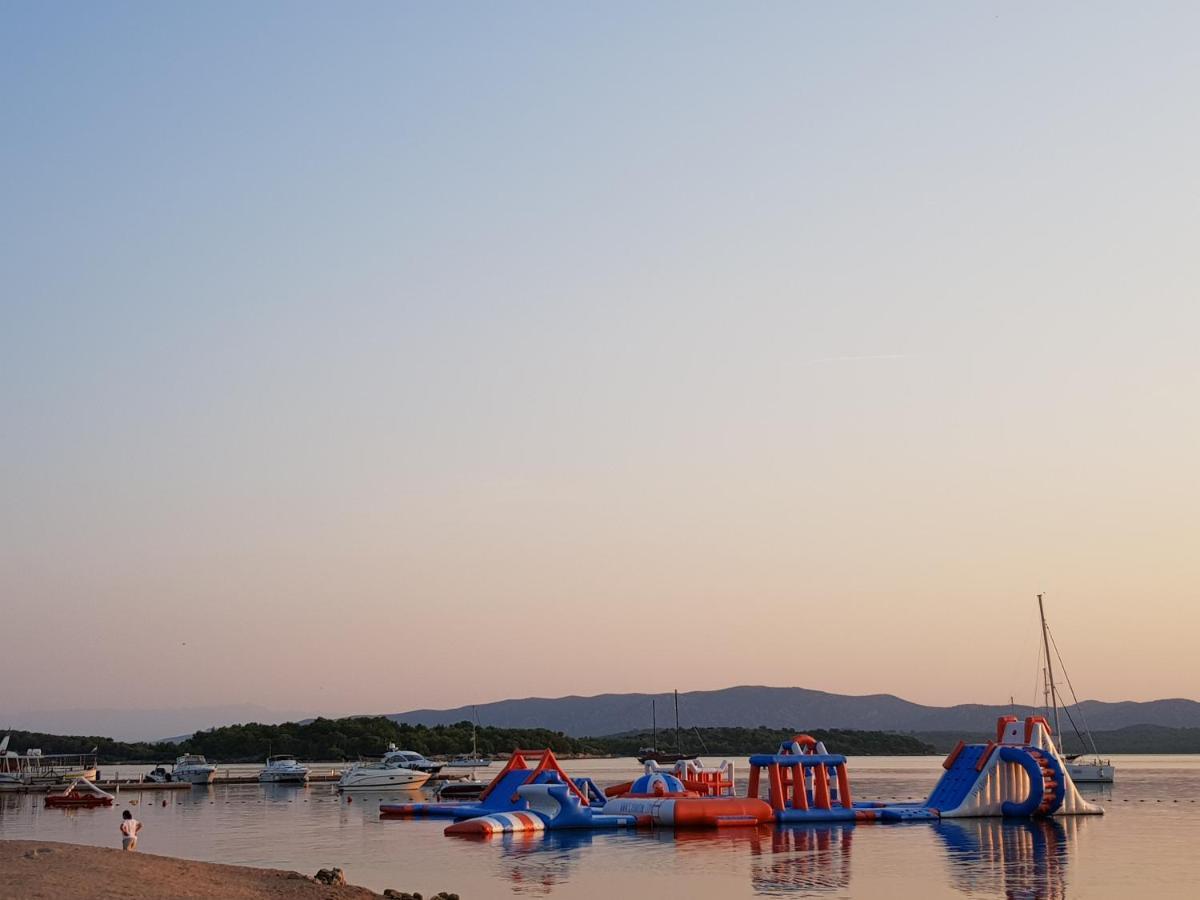 Luxury Apartments Skalinada Near Beaches, Tisno - Dalmatia Zewnętrze zdjęcie